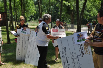 7AF4DD16-9D39-4CB5-A21D-BC6B036AC87E