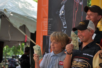 A00A53F9-1BD0-4302-AB2F-B1BD53BA7313