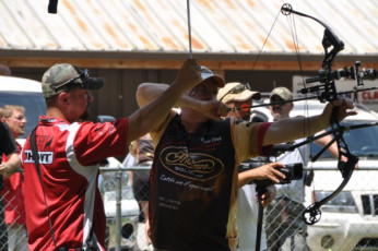 EB7F563F-5916-43EF-AEFD-DE714741140B