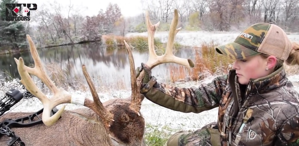 Rattling In Two Giants Midwest Whitetail WhitetailFIRST